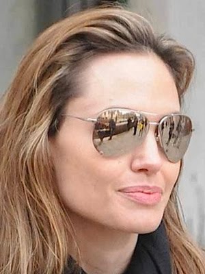 Анджелина Джоли в очках-авиаторах